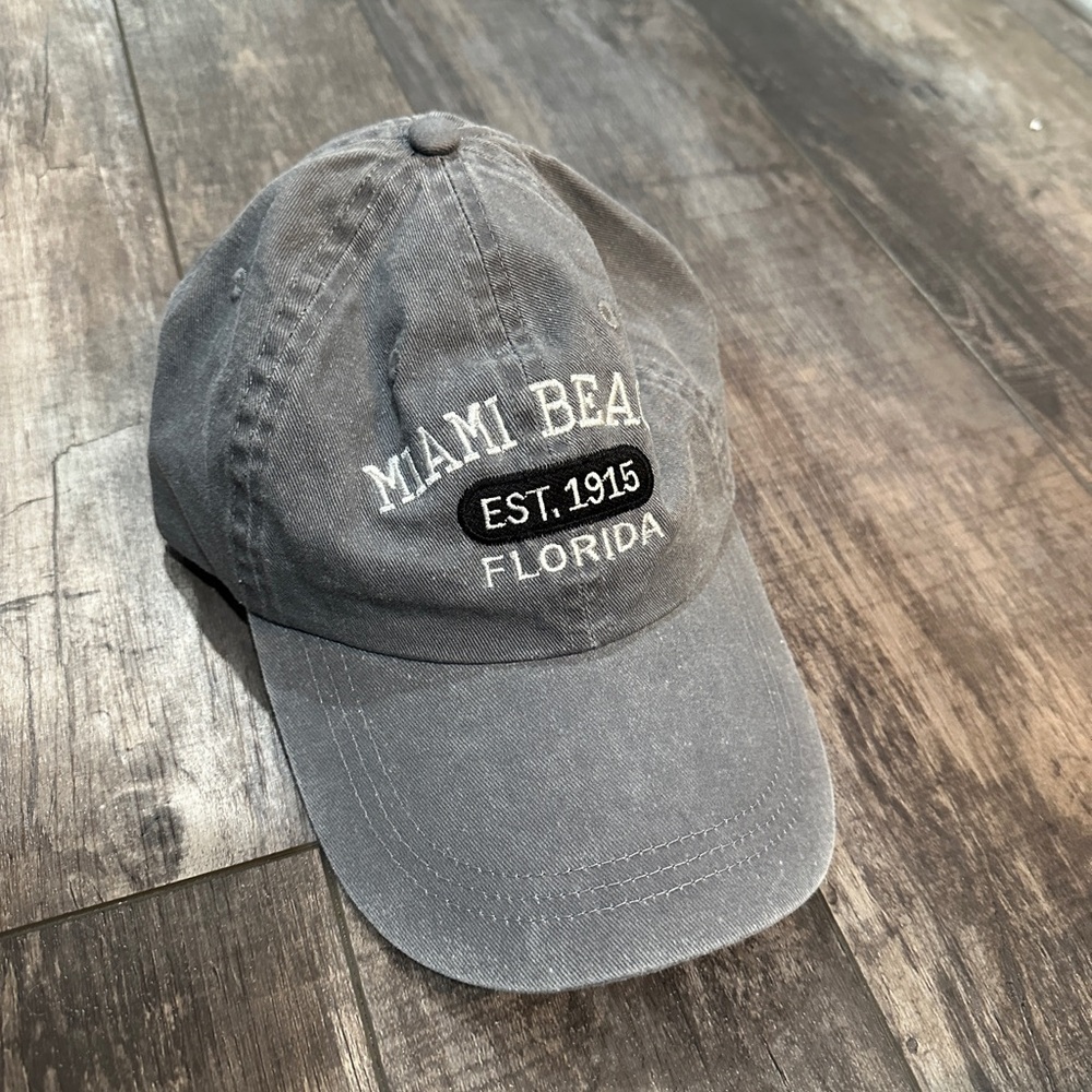 Gray Miami Beach Cap
